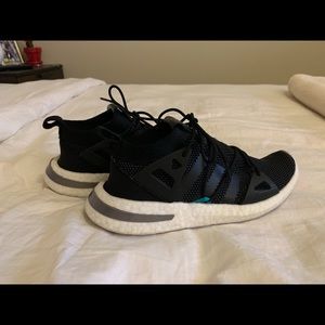 Adidas arkyn core black